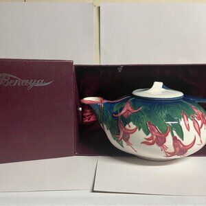 Benaya Fuchsia Garden Teapot